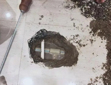 八步卫生间测漏水